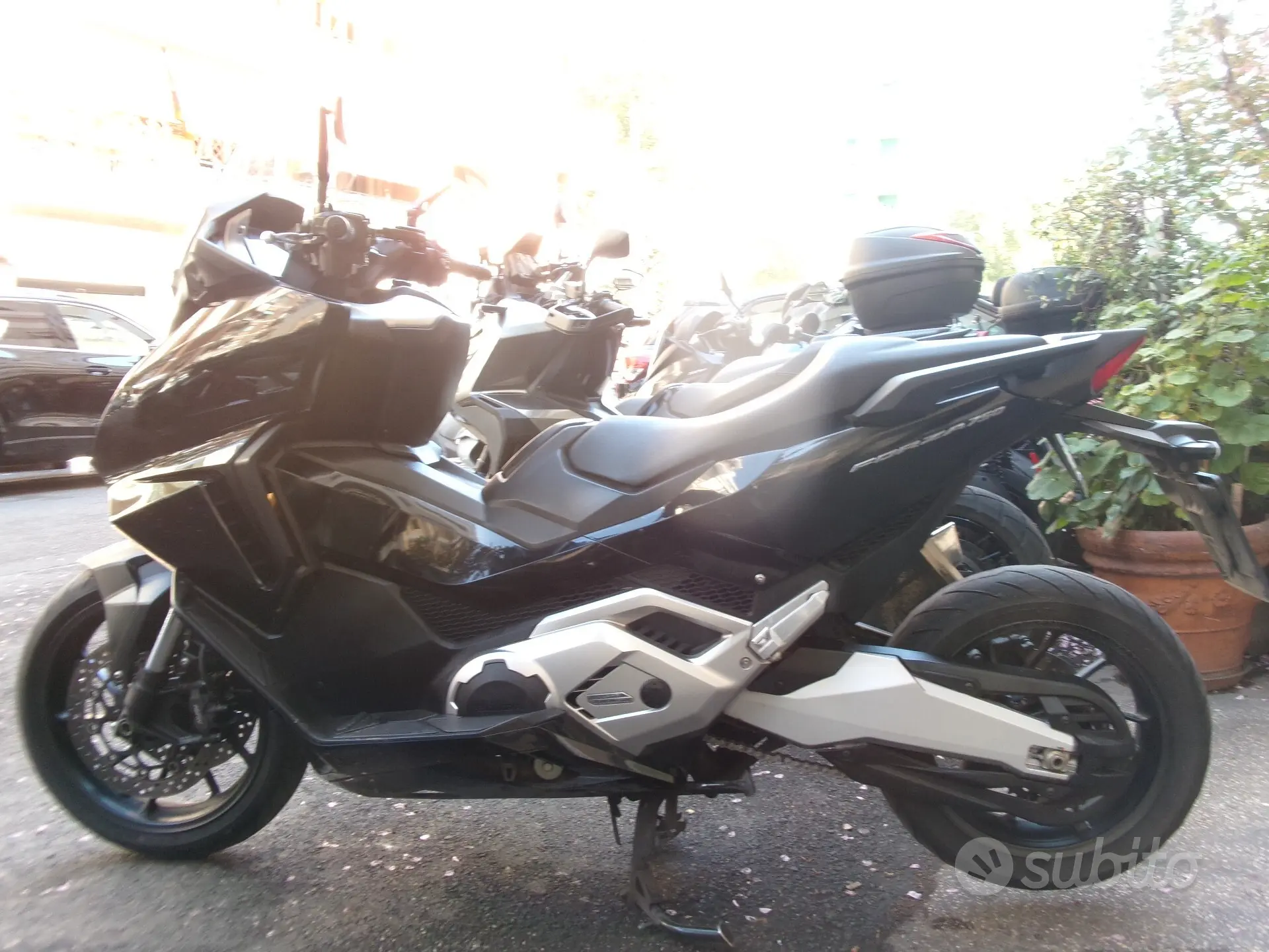 Honda Forza 750 foto 3