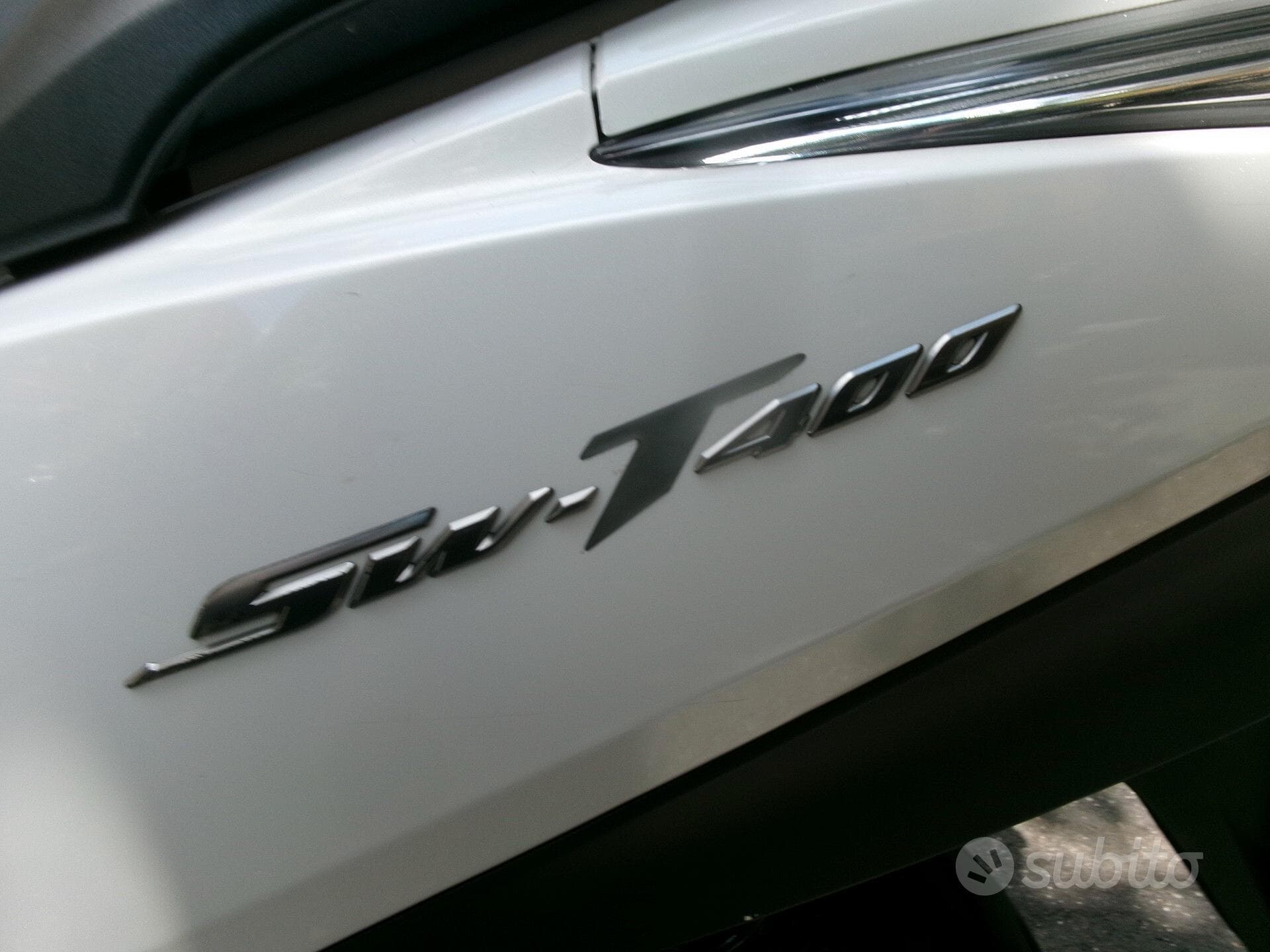 Honda SW-T 400 foto 4