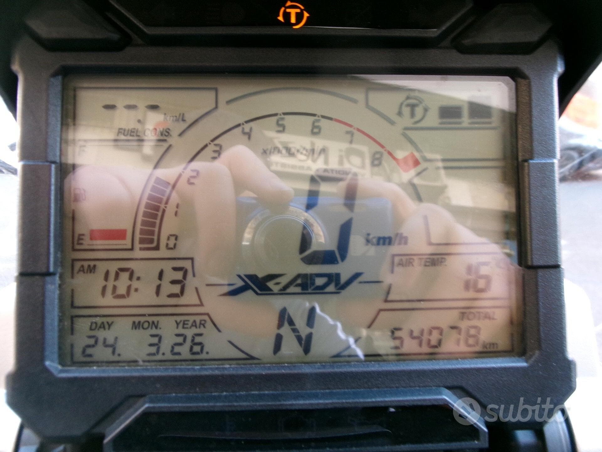 Honda X-ADV 750 foto 5
