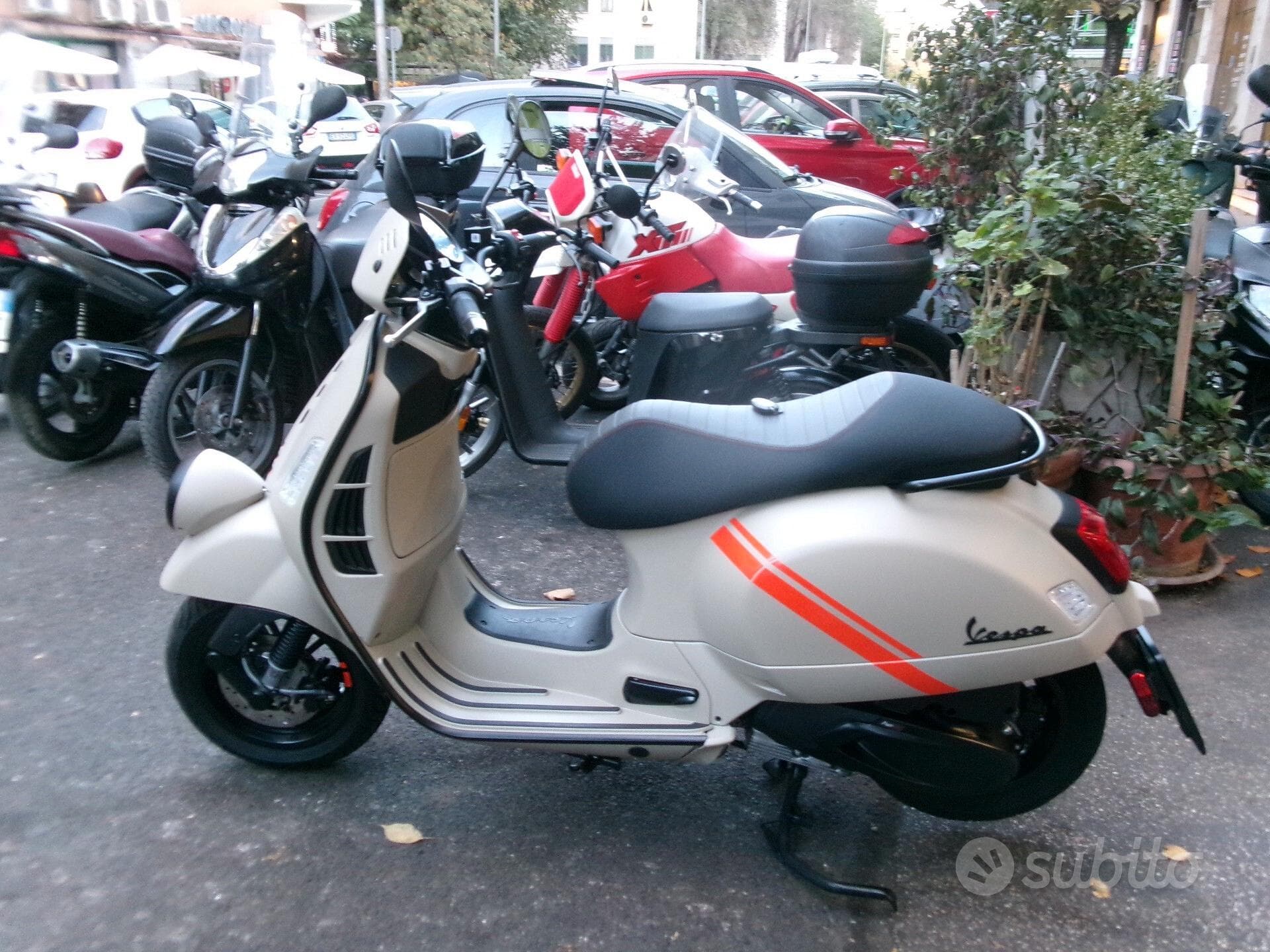 Piaggio Vespa 310 GTV foto 2