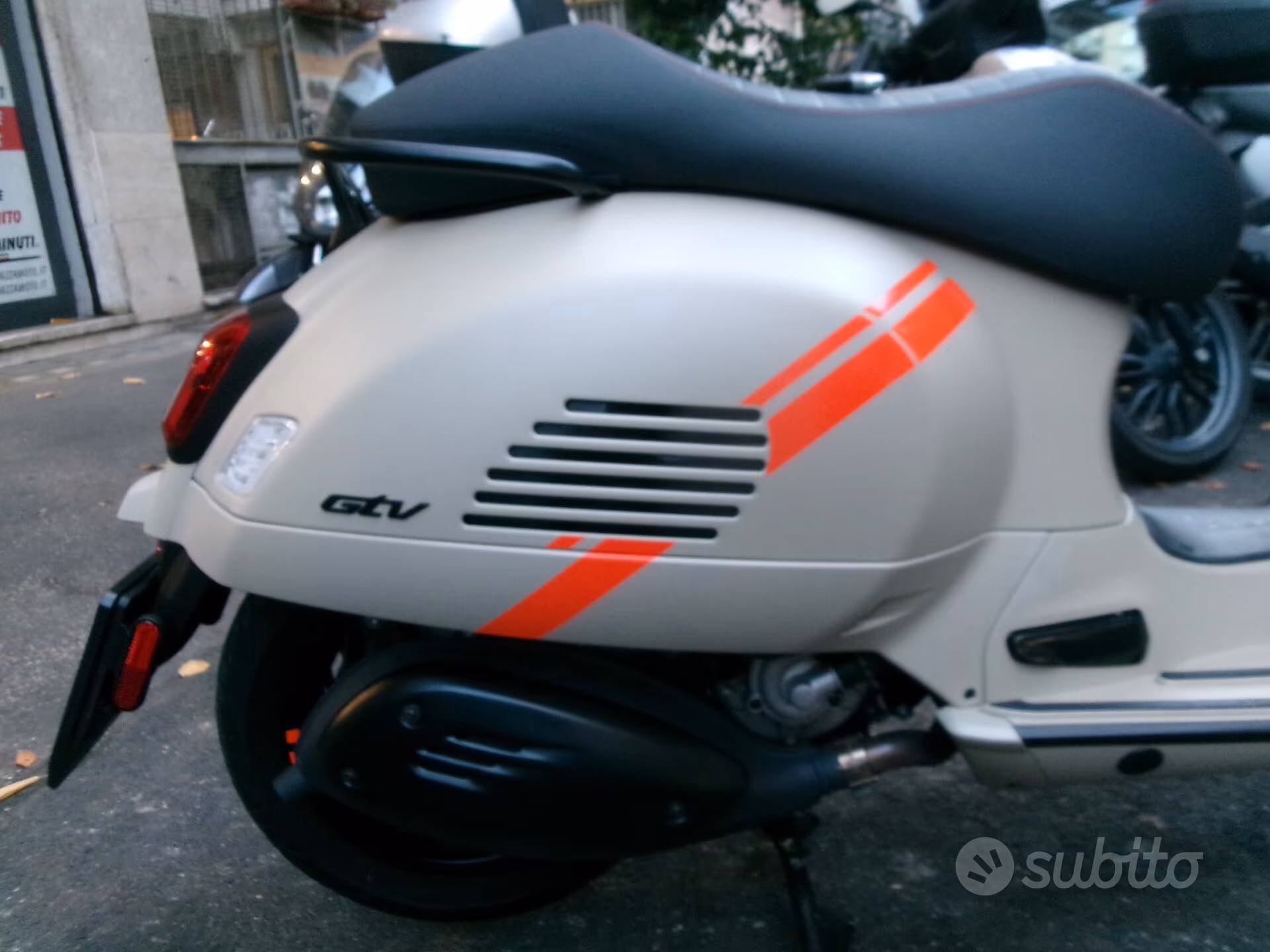 Piaggio Vespa 310 GTV foto 4