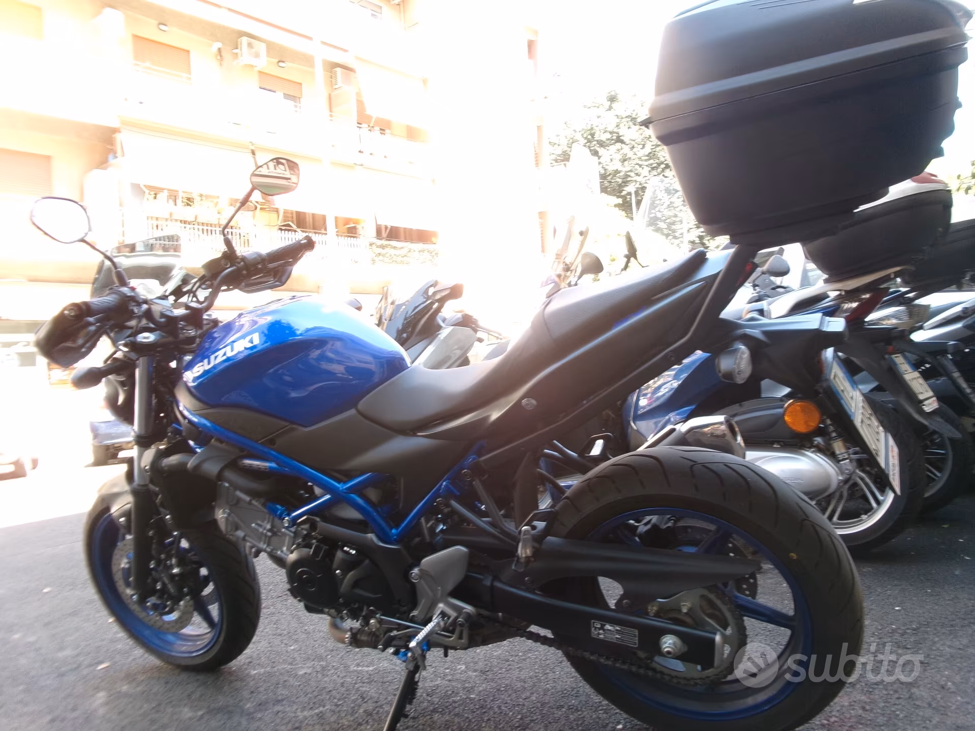 Suzuki SV 650 foto 3