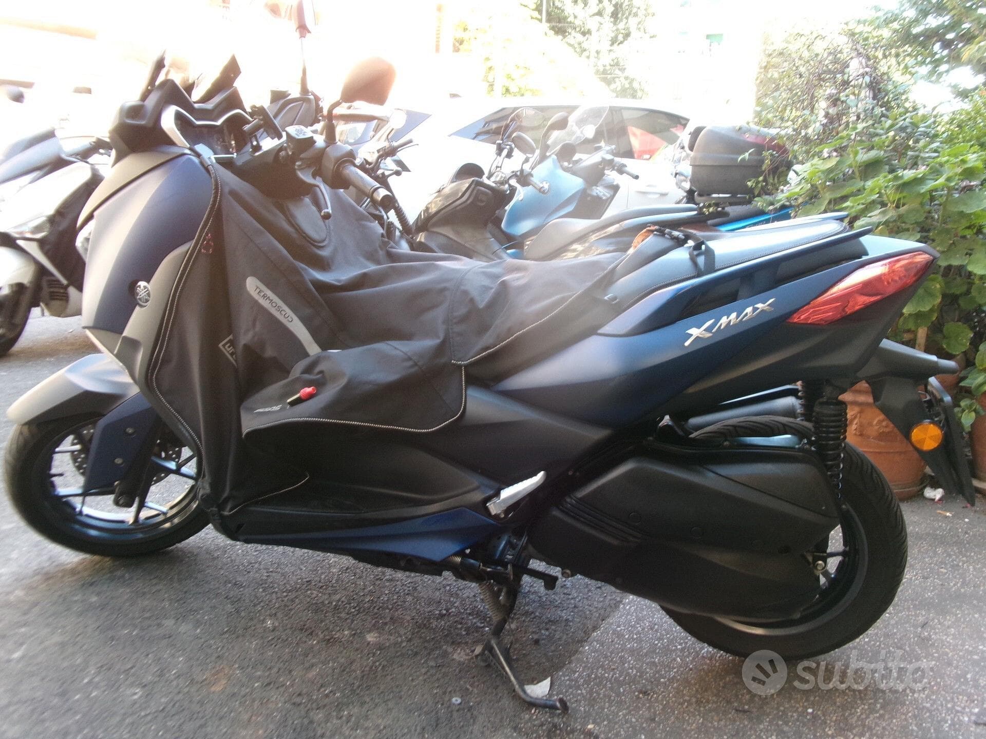 Yamaha X-Max 300 foto 2